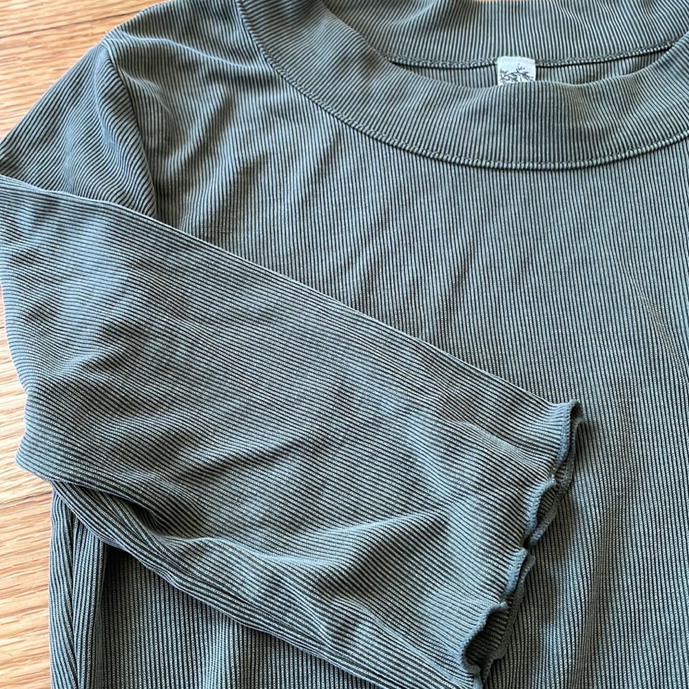 NEVER WORN | Free People 'Talk to Me' Shirt in Army | XS